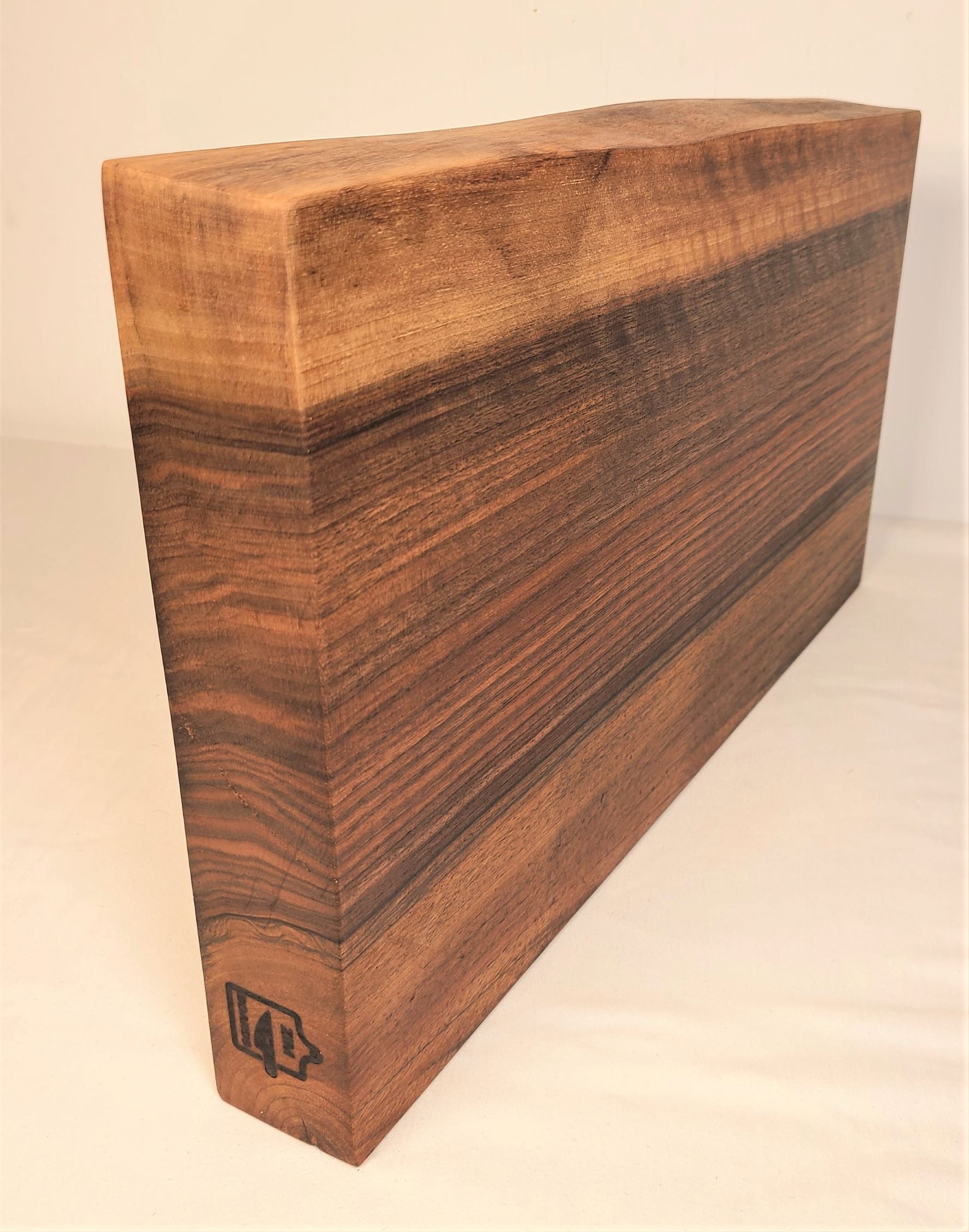 ENGLISH WALNUT CUTTING BOARD / CLASSIC SERIES